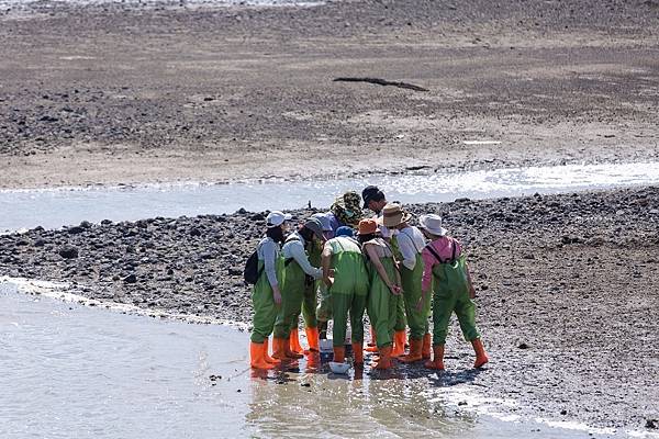 [澎湖旅遊]秋遊澎湖超好玩 成功社區半日遊 傳統捕魚體驗「撸魚栽」/窯烤披薩DIY @城市少女阿璇